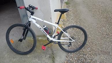 Bicicletta con ruote da 24 pollici 