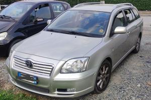 TOYOTA AVENSIS STATION WAGON  PERFETTE CONDIZIONI