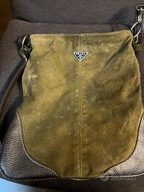 Borsa prada vintage in morbido suede/scamosciato