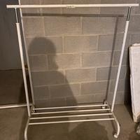 Rella stand appendiabiti