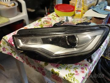 FARO ANTERIORE DESTRO E SINISTRO AUDI A6