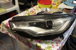 FARO ANTERIORE DESTRO E SINISTRO AUDI A6