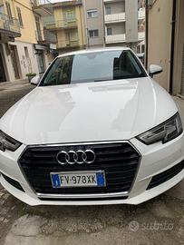 Audi A4 Avant 30 tdi 2.0 S line edition 122cv