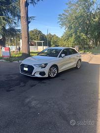 Audi a3 sportback g-tron automatica.