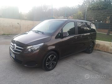 Mercedes Vito  v220 8 posti