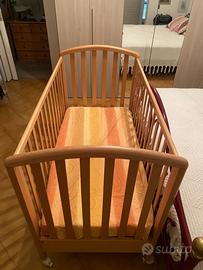 Lettino con materasso