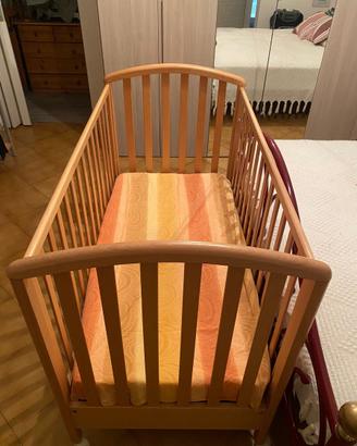 Lettino con materasso