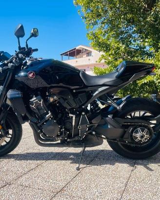 HONDA CB 1000 R TUTTO INCLUSO ANCHE PASSAGGIO! M