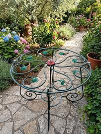 tavolo in ferro per giardino
