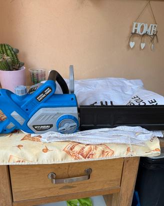 Motosega Hyunday elettrica