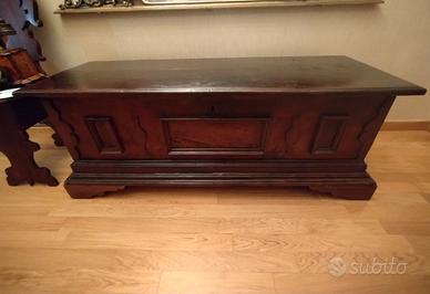 Cassapanca in Noce, Seconda metà del Secolo XVII°