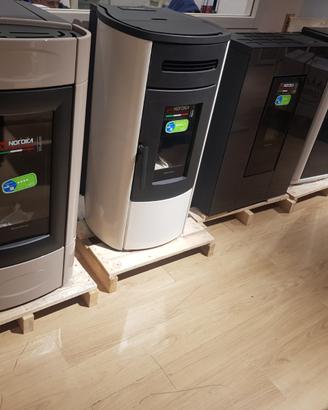 Stufa legna nordica extraflame pellet idro fiera %