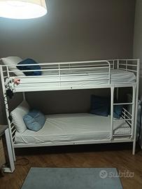 Letto a castello più Scrivania