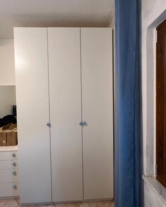 camera letto matrimoniale completa