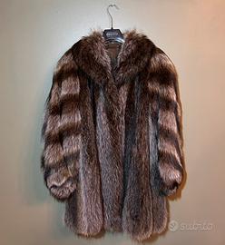 Splendida pelliccia dal colore caldo e luminoso