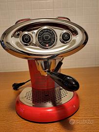 macchina caffè illy 