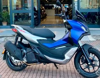 Scooter Aprilia SR GT 200