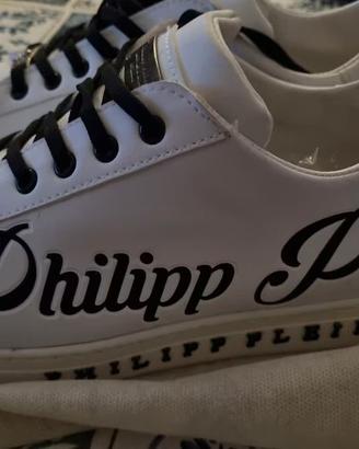 Sneakers uomo bianche e nere n. 44 mai utilizzate