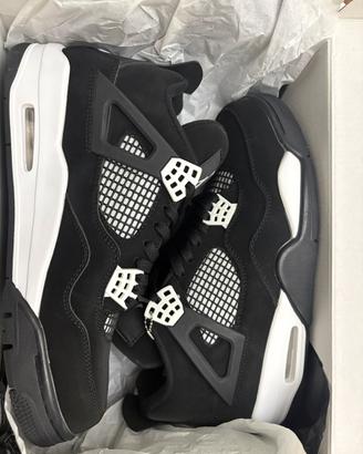 Jordan 4 White Thunder