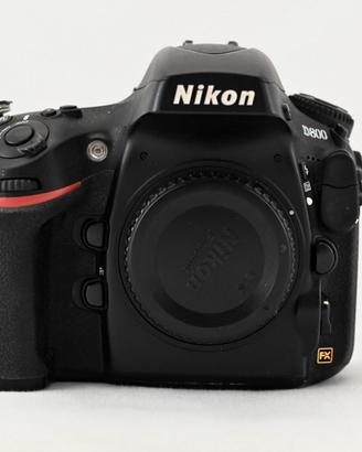Nikon D800 – scatola originale +accessori