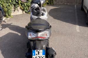 Sym Symphony ST 125 a liquido (ABS)