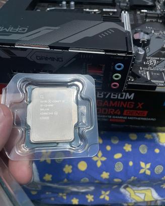 Processore Intel Core i5-12400F (LGA1700)