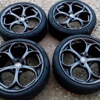 CERCHI E GOMME 19 ORIGINALI ALFA ROMEO