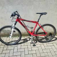 bici mtb viner shark 26