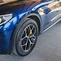 Cerchi r19 e gomme Pirelli  Alfa Stelvio 
