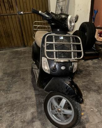 Vespa Lx 50