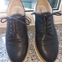 Scarpe Tata stringate nere