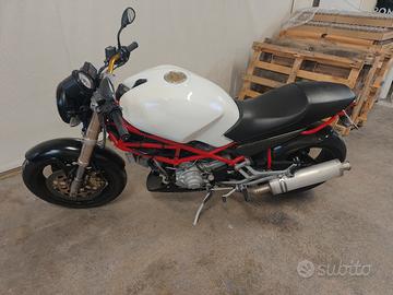 Monster Ducati 900 Carburatori