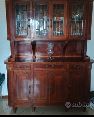 Credenza epoca conservata