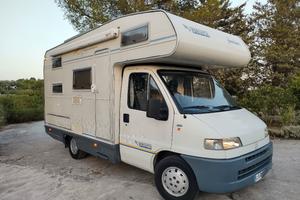 Camper mansardato Mobilvetta Luna