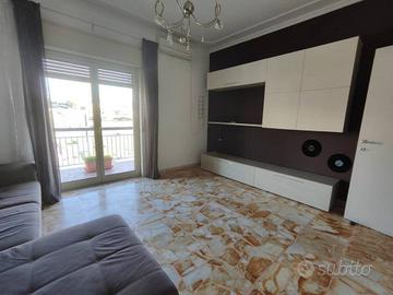Appartamento di 120 m² con 4 locali e box auto in 