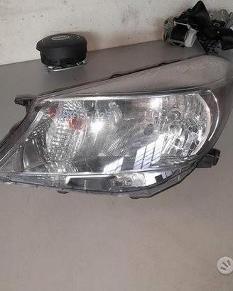 Faro - Fanale Sinistro Sx Per Toyota Yaris 2016