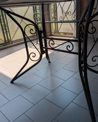tavolo,panca e sedie da giardino/terrazzo