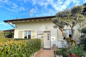 PORZIONE DI BIFAMILIARE A LONATO DEL GARDA