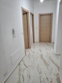 Porte qualità pronte Spissu finestre persiane posa