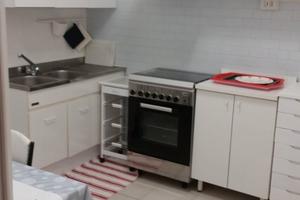 Senigallia casa bifam.piano terra con giardino200m