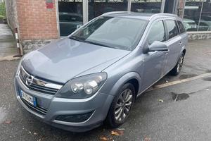 Opel Astra 1.4 16V GPL-TECH 5 porte Enjoy