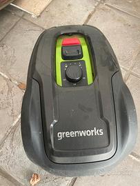 Robot tagliaerba Greenworks Optimow 4 funzionante