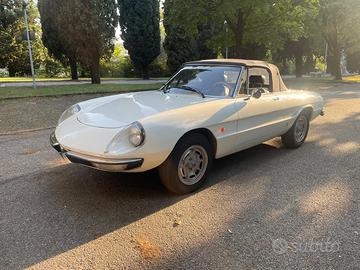 Alfa Romeo Spider Veloce 2.0 1975