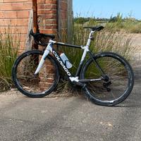 Colnago C64 – Super Record EPS 12V – Perfetta