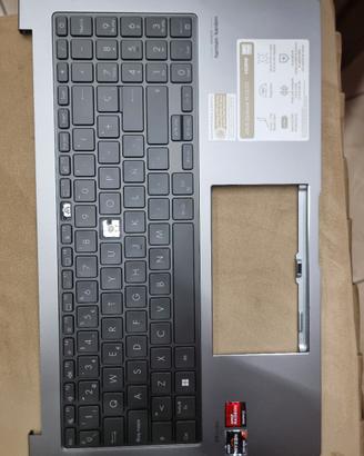 tastiera asus zenbook um3504d 