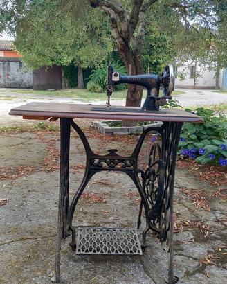 MACCHINA DA CUCIRE MULLER