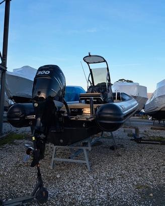 Gommone Seawater 250 150 ore di moto