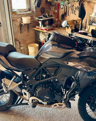 Benelli TRK 502 x