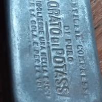 VECCHIA SCATOLA DI LATTA PASTIGLIE PER LA GOLA 