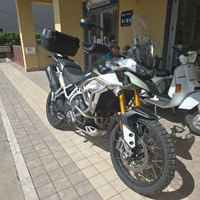 Triumph Tiger Rally Pro 900